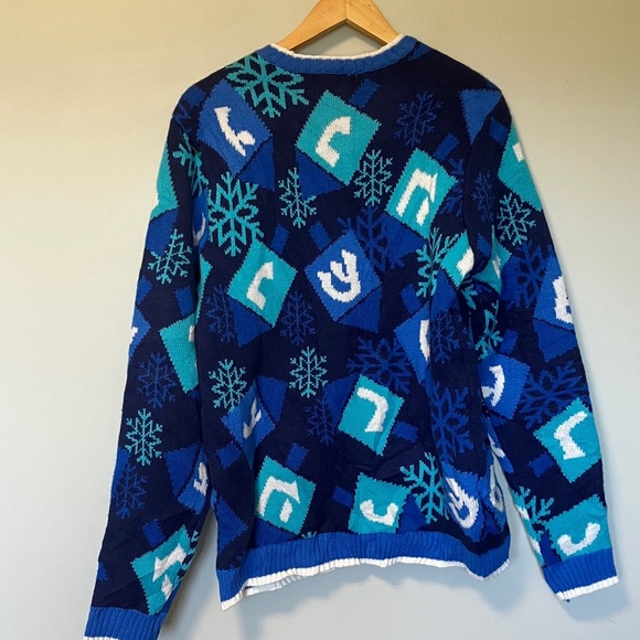 NWT Blizzard Bay Blue and White Cat Sweater - Picture 8 of 8